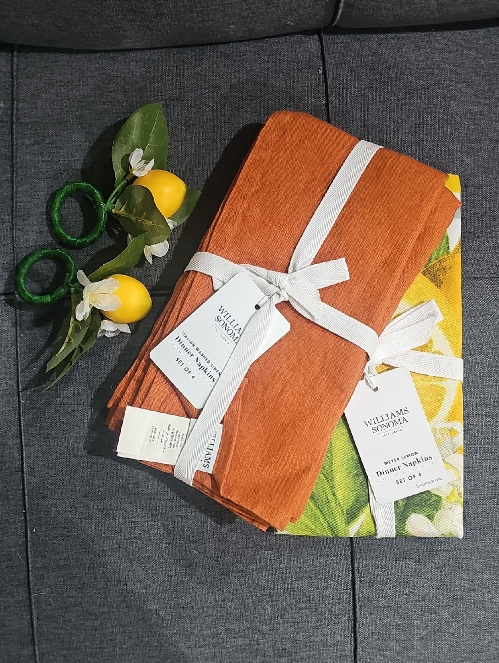 Williams Sonoma Orange and Yellow Citrus Dinner Napkin Set (A)